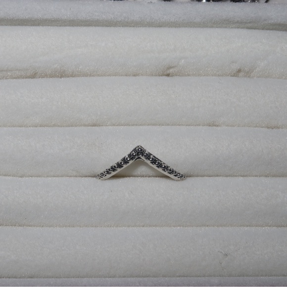 SILVER RING SET - Picture 4 of 10